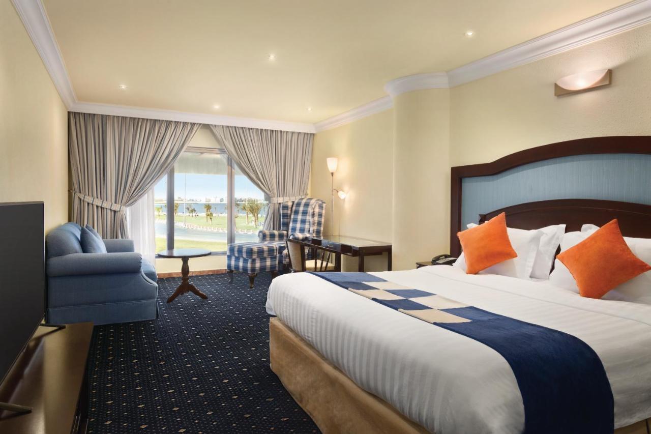 Howard Johnson Dammam Hotel Екстериор снимка