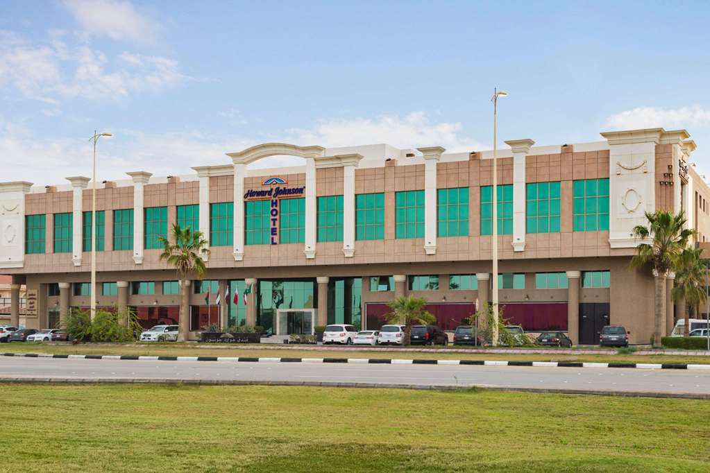 Howard Johnson Dammam Hotel Екстериор снимка